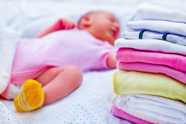 Почему нежелательно гладить постельное белье после стирки
