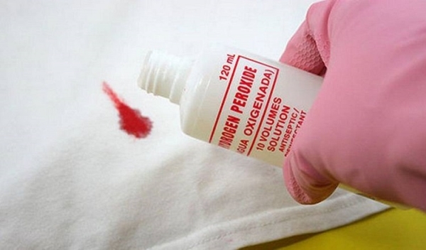 Эффективные способы помогут вывести даже самые старые пятна крови с одежды