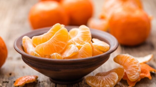 Чтобы долго были сладкими и сочными: как выбирать и как правильно хранить мандарины