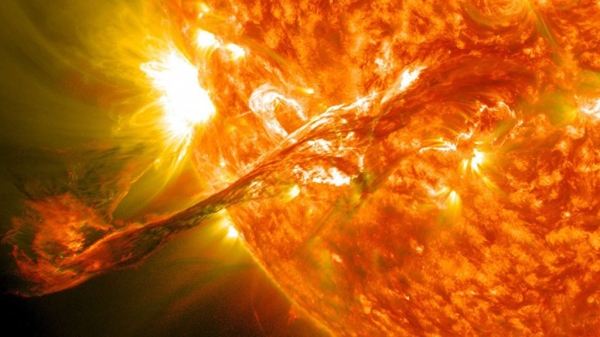 Что за взрыв темной плазмы на Солнце вызвал на Земле сильнейшую многодневную магнитную бурю марта 2023