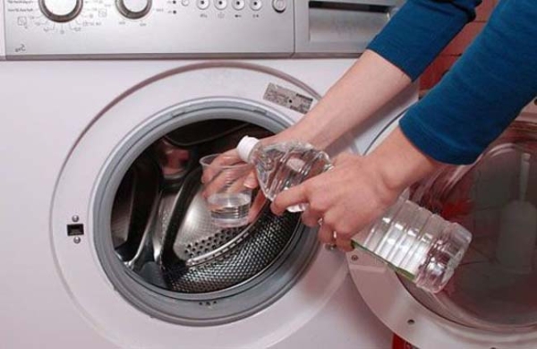 Доступные способы, которые позволят навсегда избавиться от неприятного запаха в стиральной машине