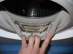 Эффективные методы борьбы с неприятным запахом в стиральной машинке