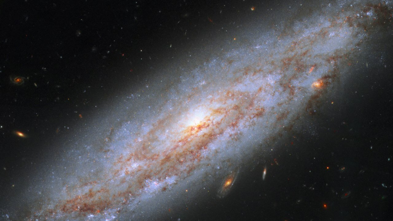 Галактика NGC 3972